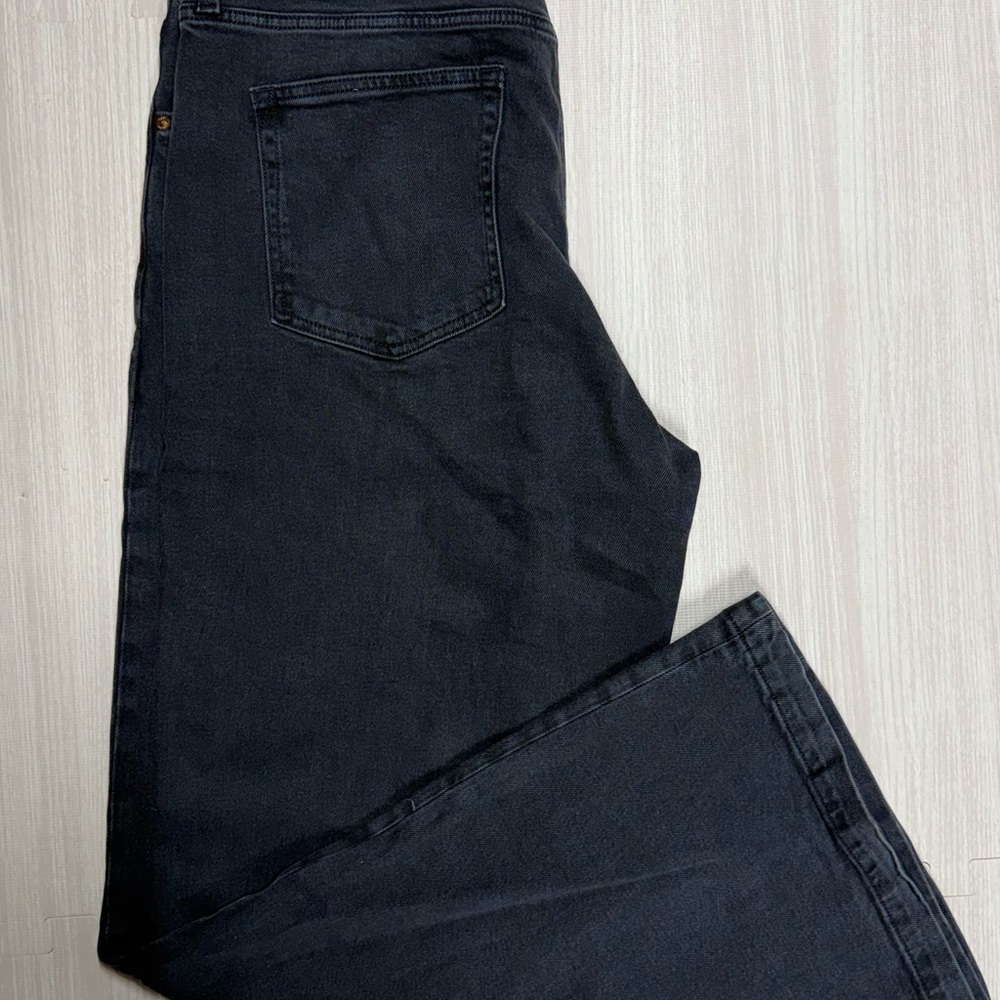 GAP Women’s Black Wide Leg Jeans